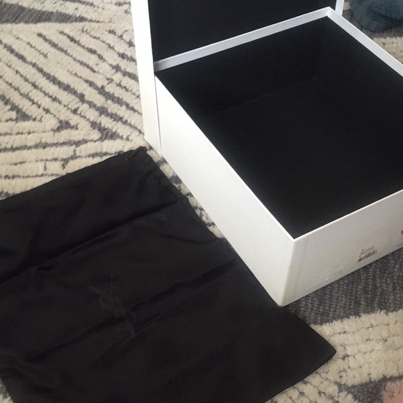 YSL platform heels NIB, navy and black, size 36 - Picture 5 of 8